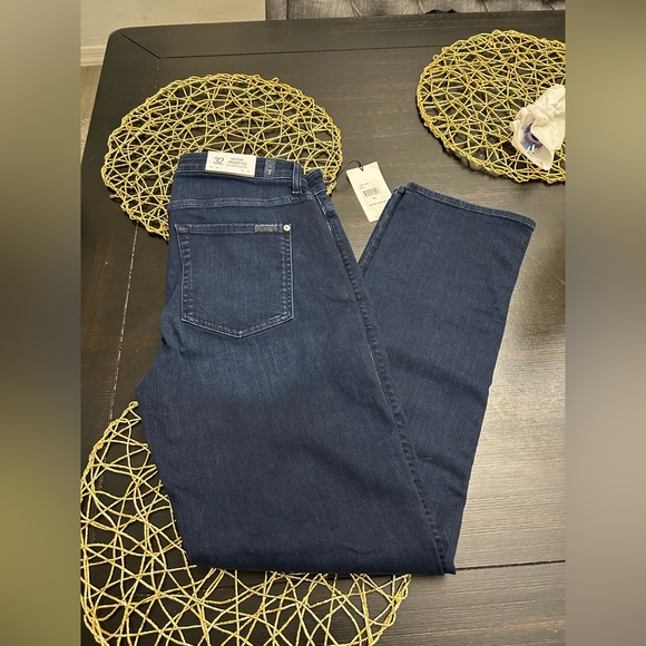 7 For All Mankind Women's Straight Leg Jean 32 - Picture 3 of 6